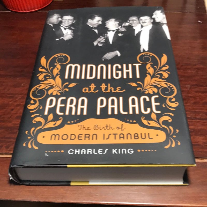 1st ed./1st * Midnight at the Pera Palace