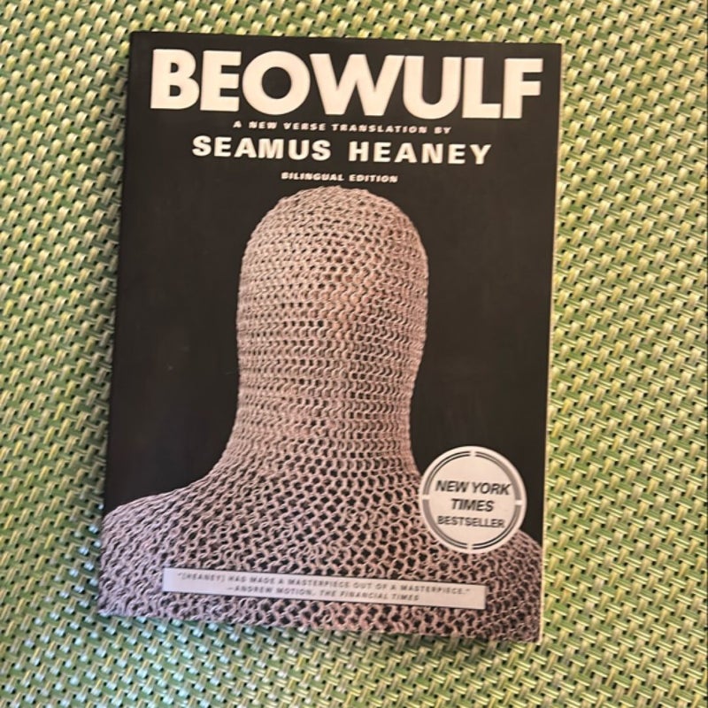 Beowulf a New Verse Translation Bilingual Edition