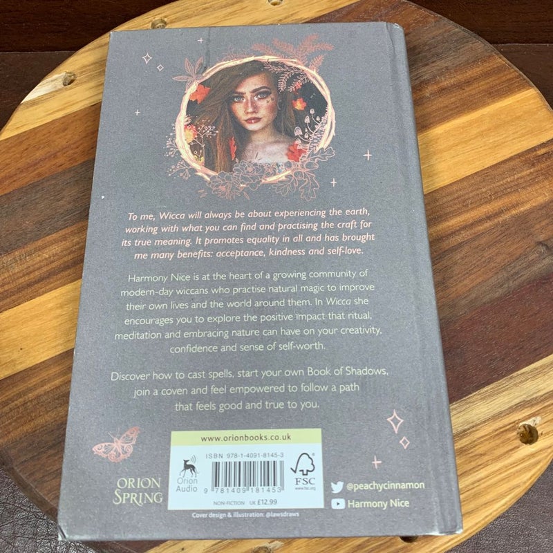 Wicca: A modern guide to witchcraft and magick by Nice, Harmony Book 2018