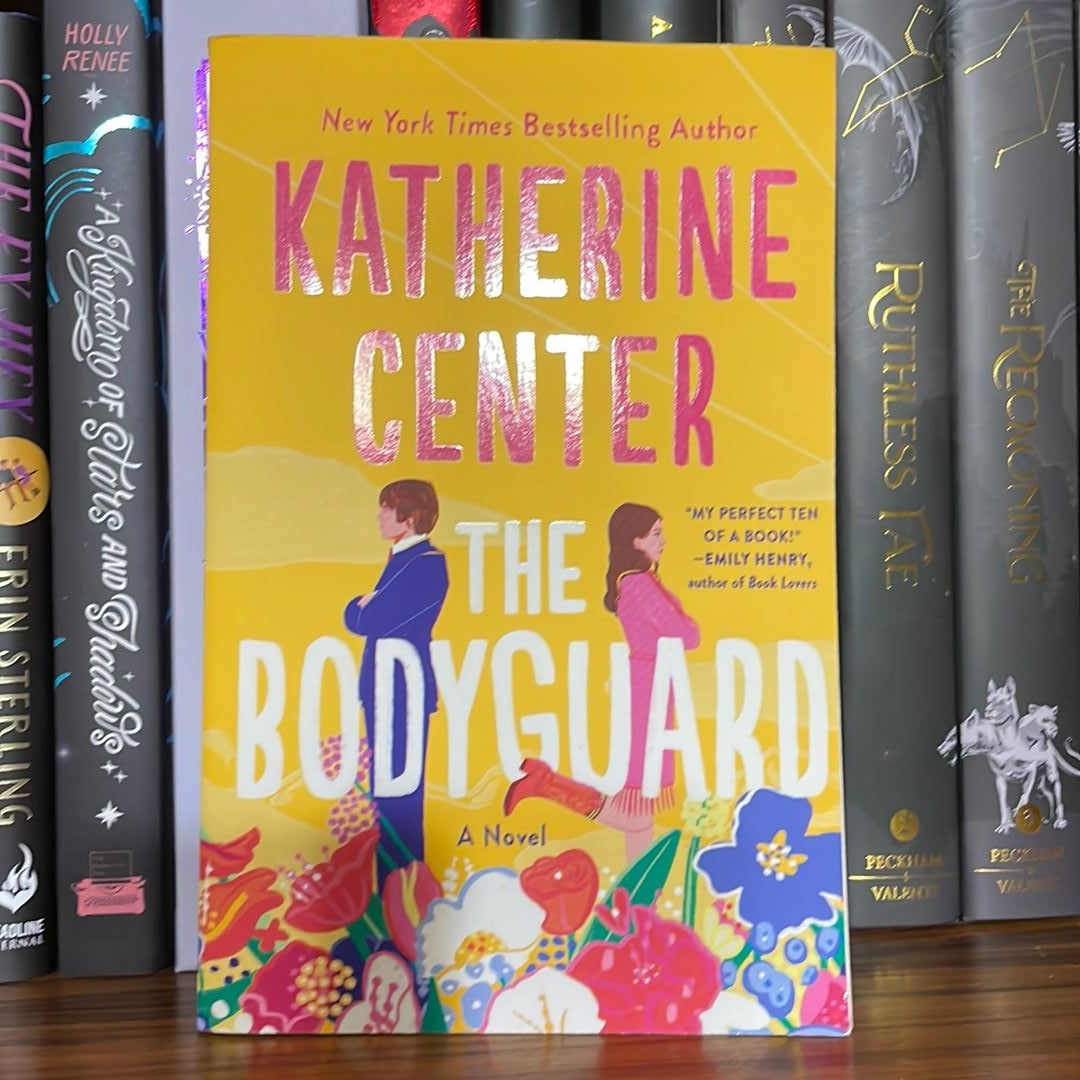 Bodyguard: Center, Katherine: 9781250219411: : Books