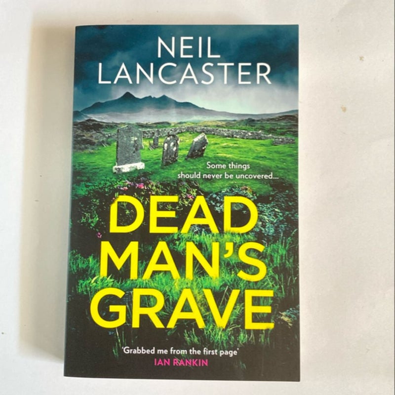 Dead Man's Grave (DS Max Craigie Scottish Crime Thrillers, Book 1)