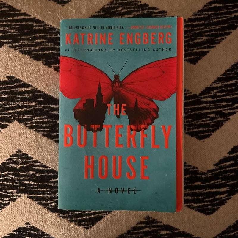 The Butterfly House by Katrine Enberg, Paperback Pangobooks