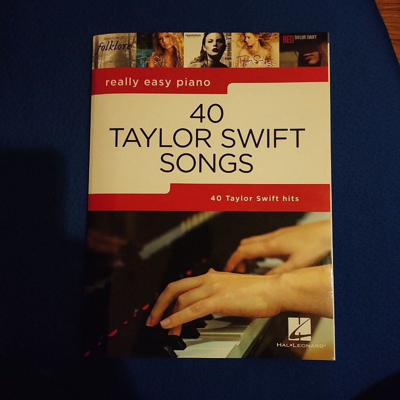40 Taylor Swift Songs Really Easy Piano Series with Lyrics