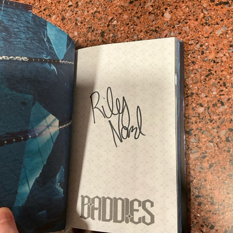 Hold Me Under (Baddies Book Box - handsigned)