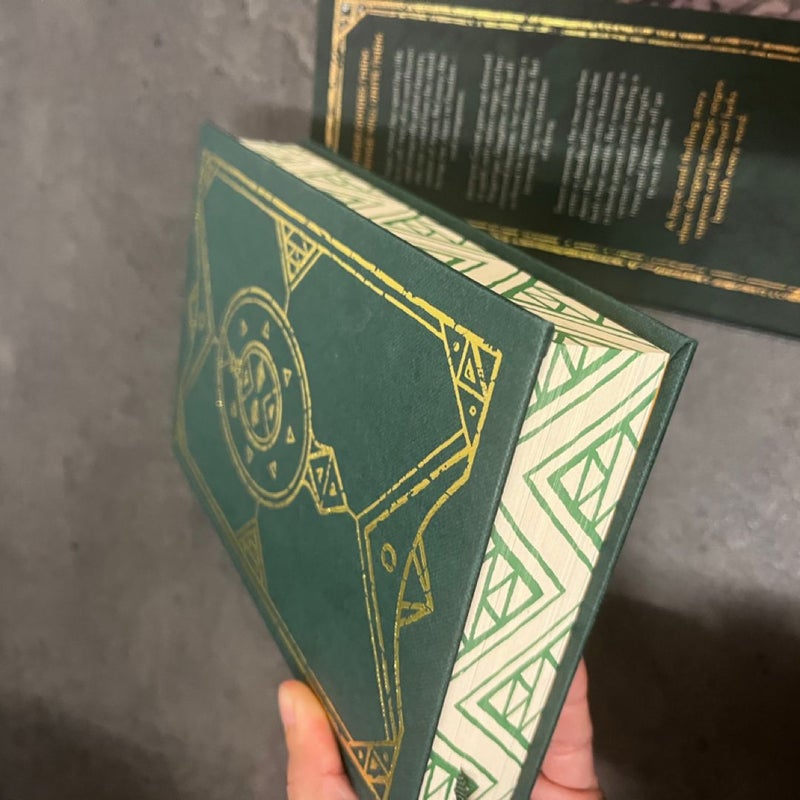 Witches Steeped in Gold Fairyloot Ed.