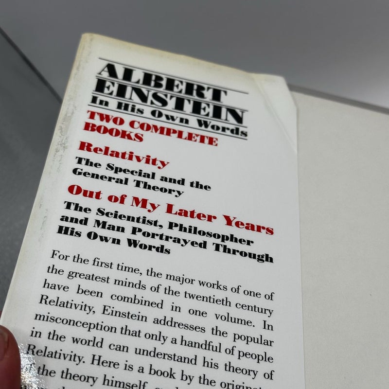 Albert Einstein in His Own Words (2000 1st ed 1st print)