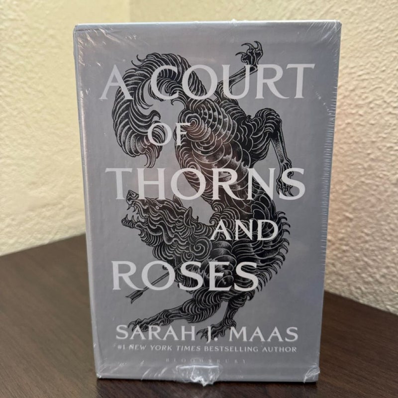 A Court of Thorns and Roses Box Set