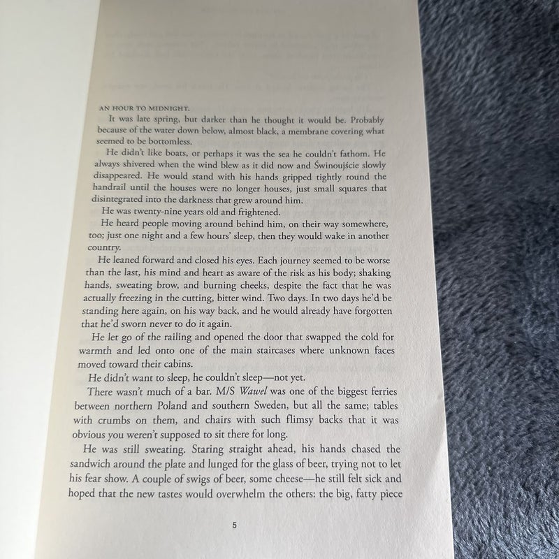 Three Seconds (Double Signed First Edition Swedish Arc) 