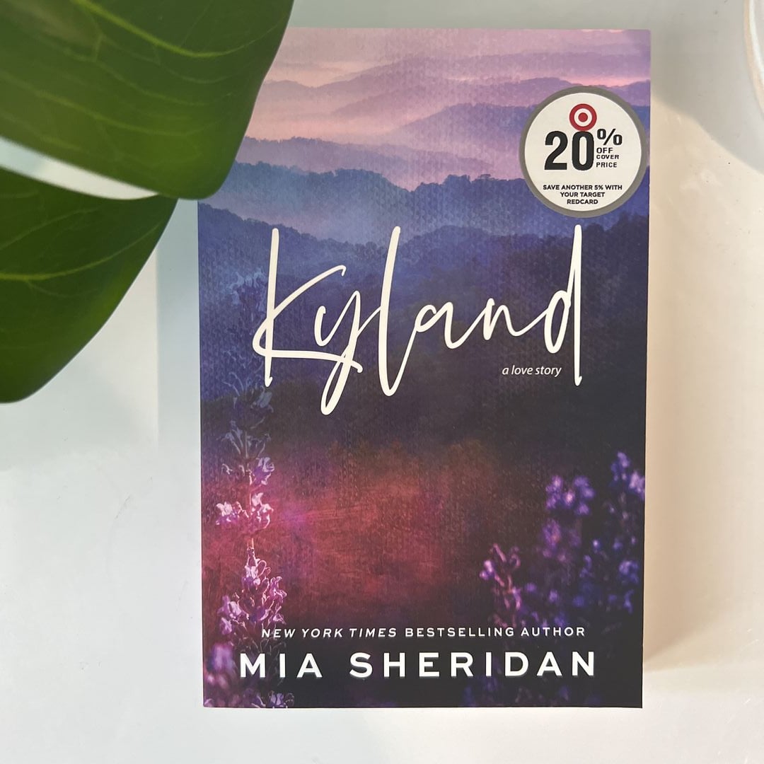 Kyland by Mia Sheridan, Paperback Pangobooks