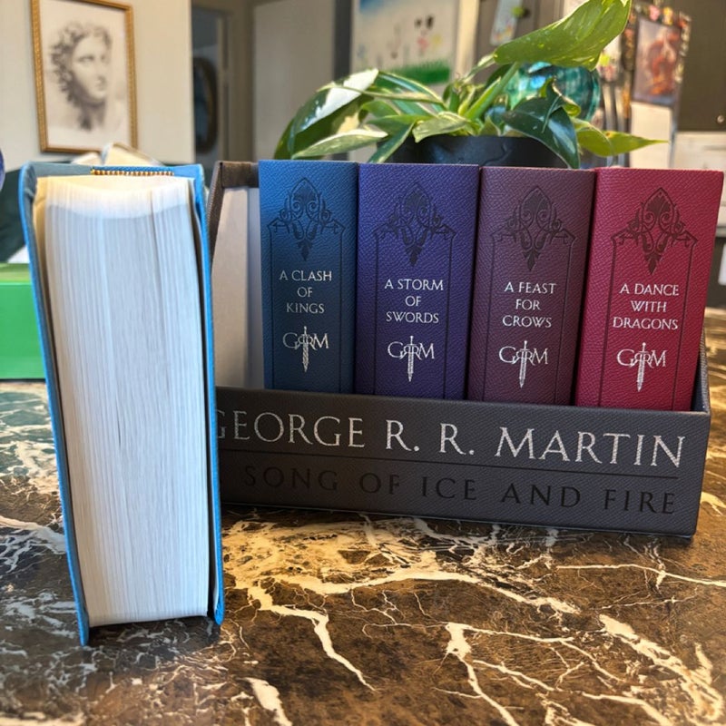 A Game of Thrones Leather/Cloth Bound Set