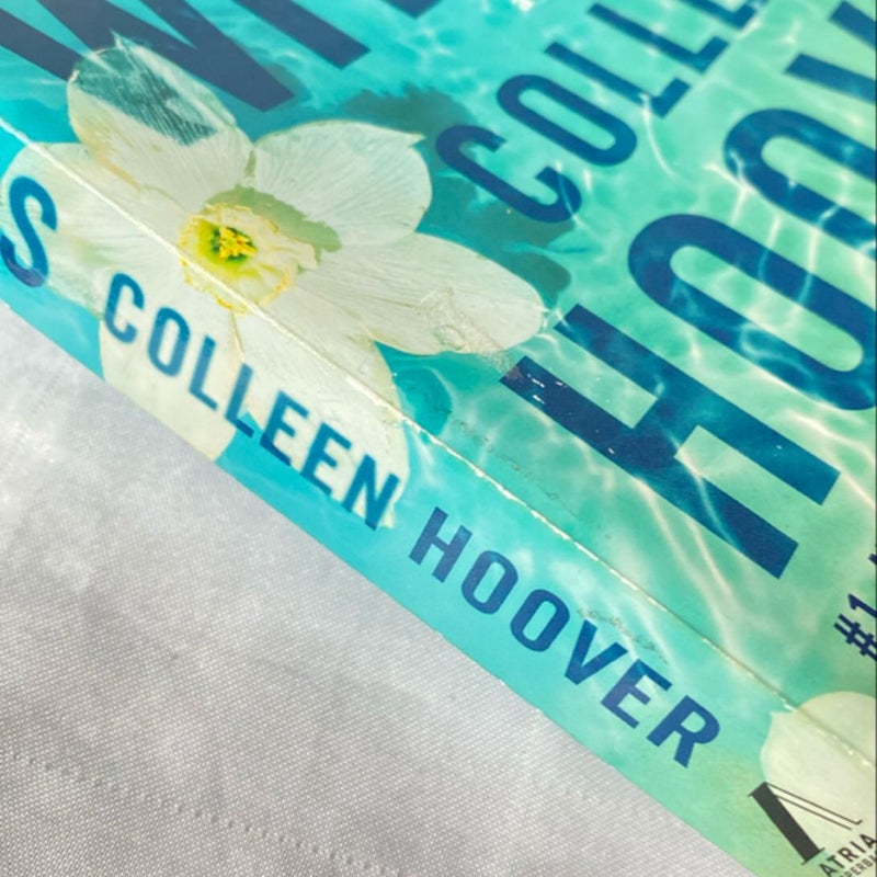 Colleen Hoover Book Box (It Starts with Us, It Ends With Us, All Your Perfect, Regretting you) 