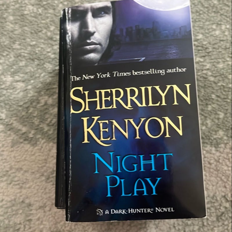 Kiss of the Night 5 Book Series