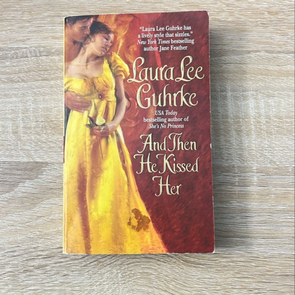 And Then He Kissed Her by Laura Lee Guhrke, Paperback | Pangobooks