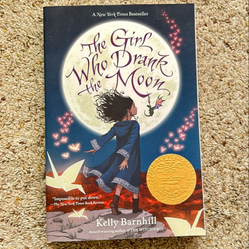 The Girl Who Drank the Moon (Winner of the 2017 Newbery Medal)