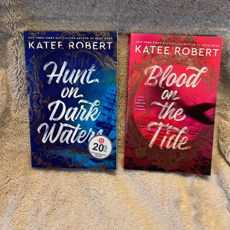Blood on the Tide / Hunt on dark Water