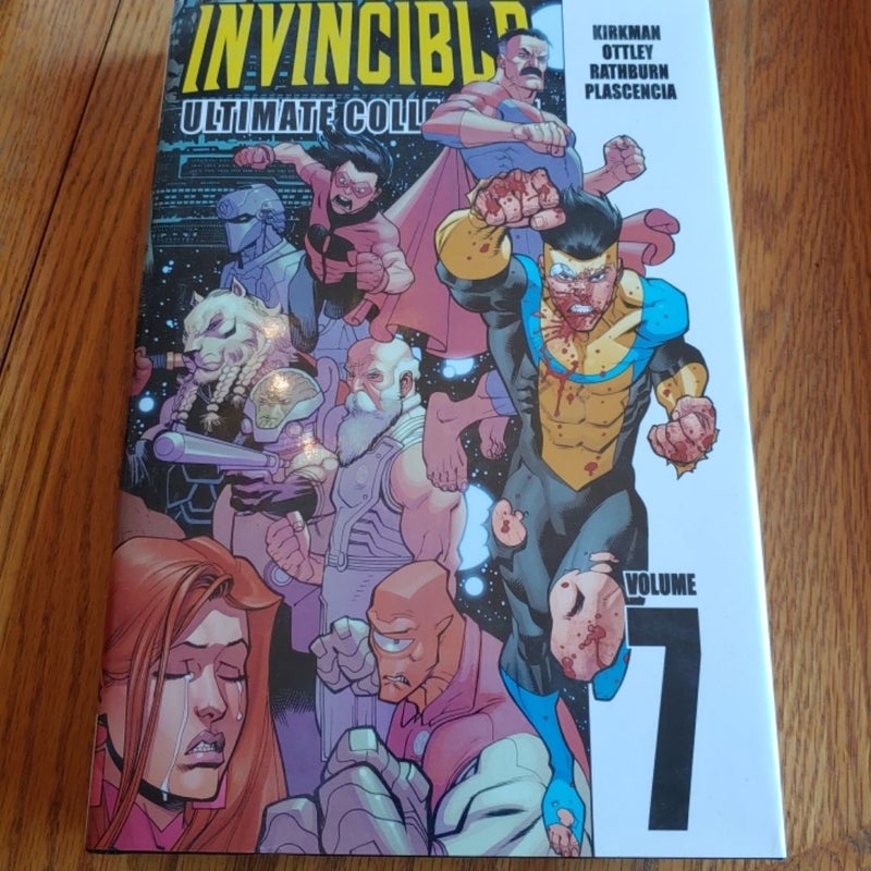 Invincible: the Ultimate Collection Volume 7