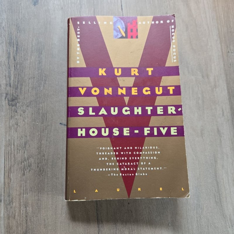 Slaughterhouse Five by Kurt Vonnegut , Paperback | Pangobooks