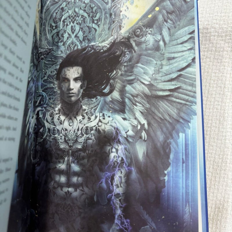 UNREAD Crescent city series (house of earth and blood, house of flame and shadow, house of sky and breath)