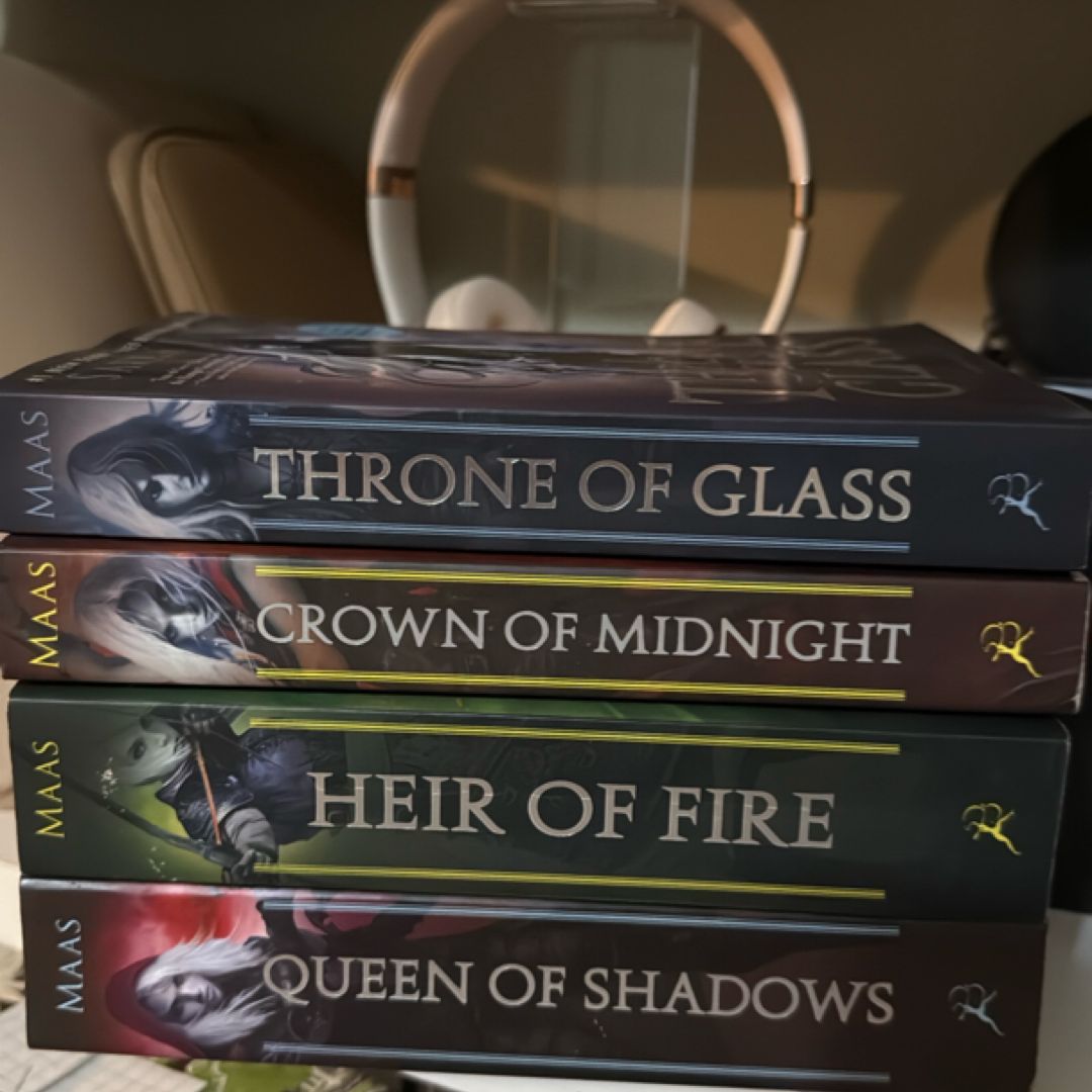 Sarah J Maas BUNDLE *OOP  Throne of Glass Crown of Midnight Heir of Fire Queen of Shadows 