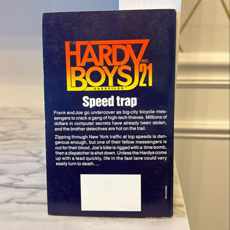 Hardy Boys: Street Spies Book 21