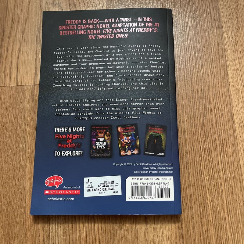 The Twisted Ones (Five Nights at Freddy's Graphic Novel #2)