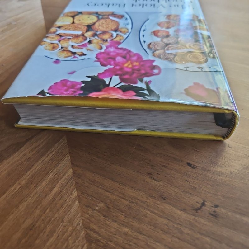 The Violet Bakery Cookbook by Claire Ptak, Alice Waters