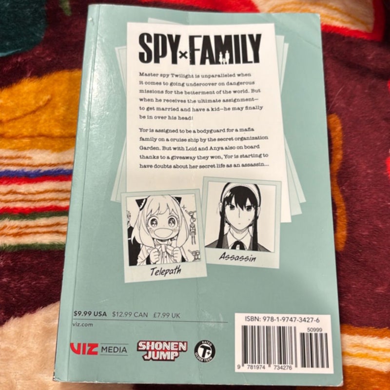 Spy X Family, Vol. 8