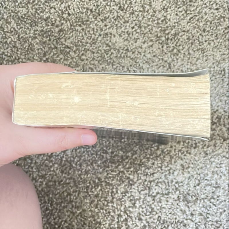 Divergent Movie Tie-In Edition