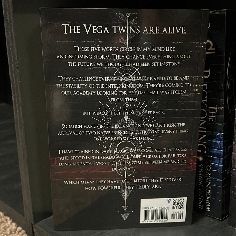 Zodiac Academy 1: The Awakening: As Told By The Boys