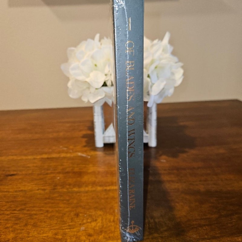 Fabled Exclusive *SIGNED * Of Blade and Wings