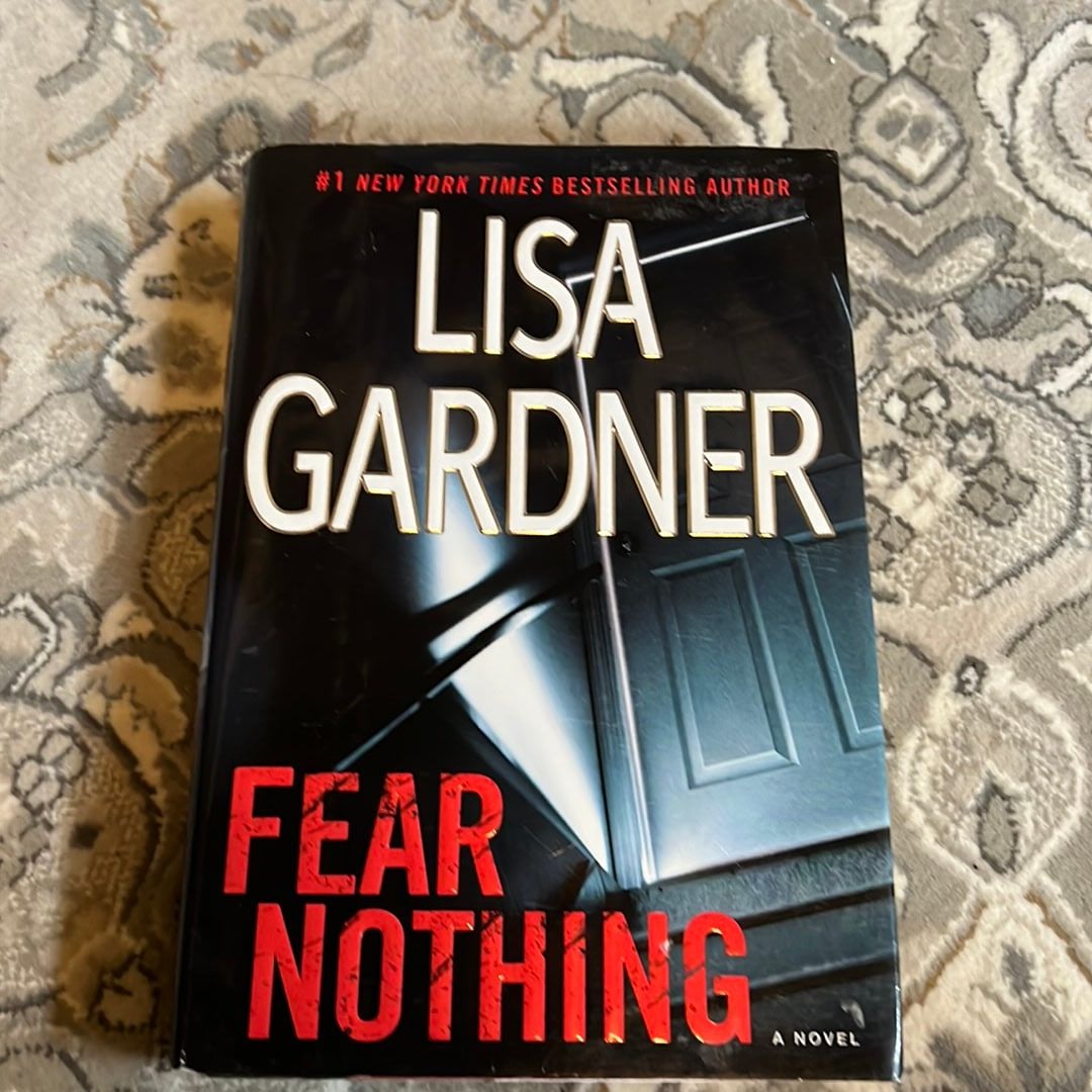 Fear Nothing by Lisa Gardner, Hardcover Pangobooks