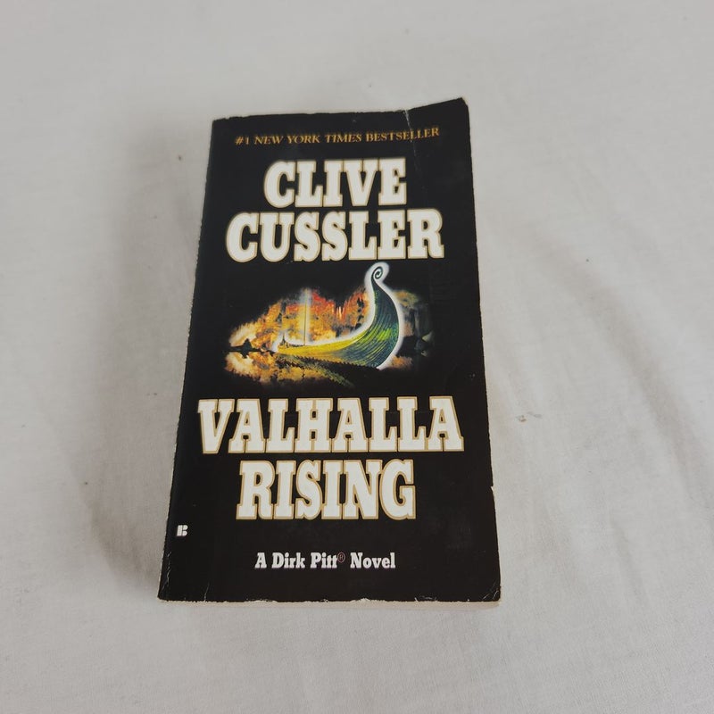 Clive Cussler Book Lot