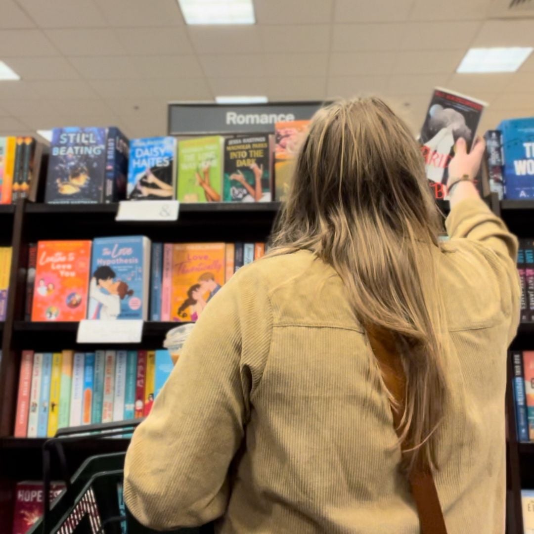 Bri Reads 🎀✨📖