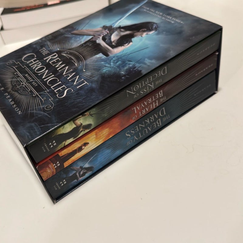 The Remnant Chronicles Boxed Set