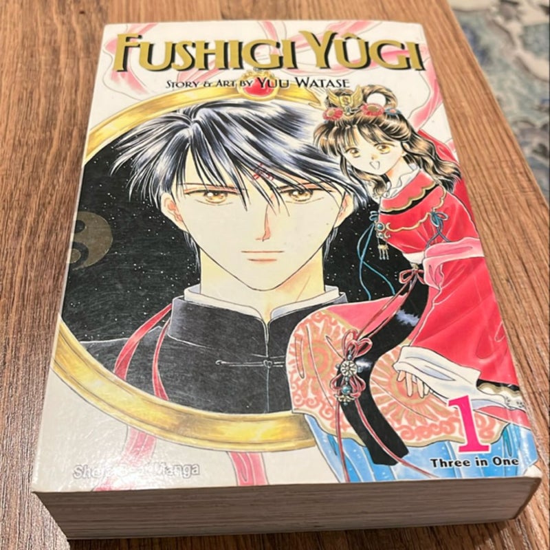 Fushigi yûgi (VIZBIG Edition), Vol. 1