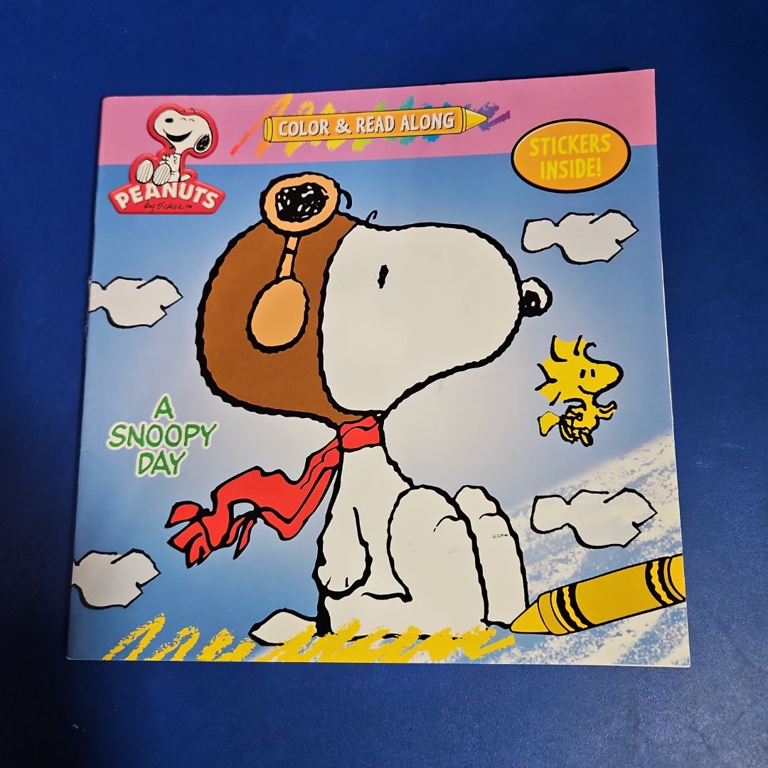 PEANUTS: A SNOOPY DAY