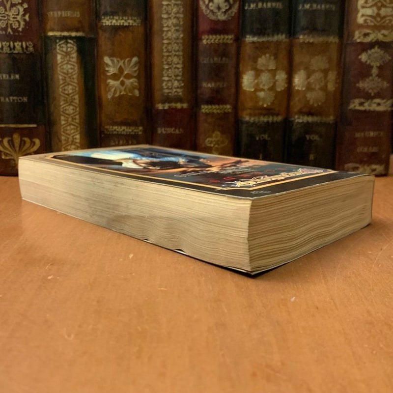Vintage DragonLance: Time of the Twins, Legends 1