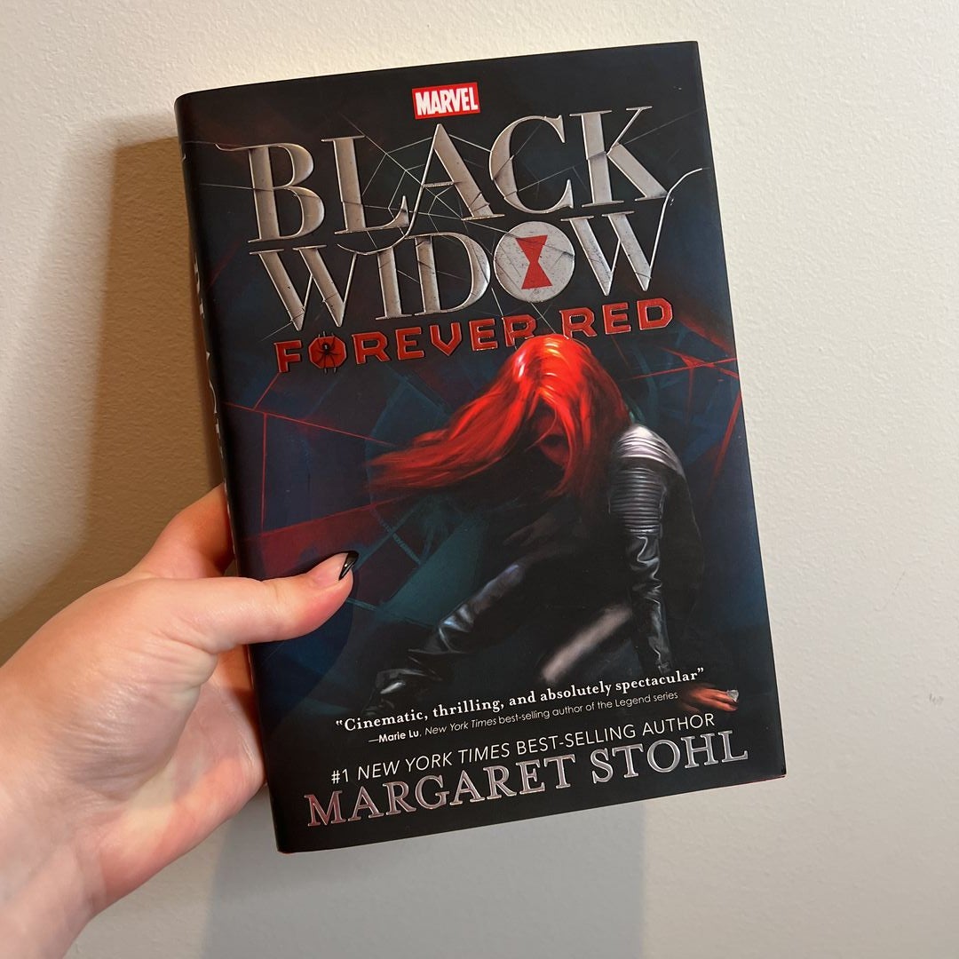 Stohl,　Black　Forever　Widow　Red　by　Margaret　Hardcover　Pangobooks