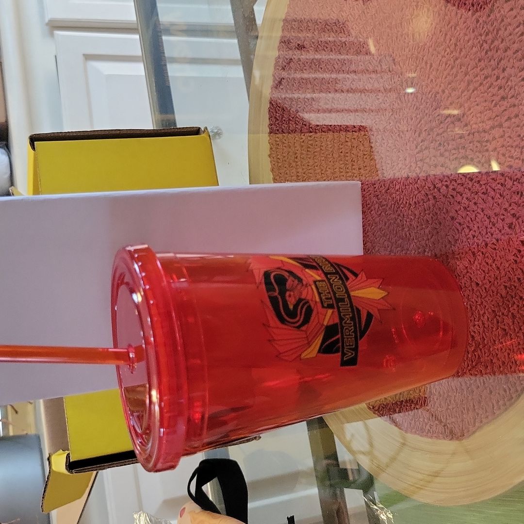 Illumicrate Vermillion Bird Tumbler