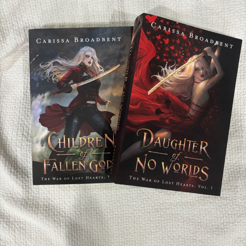 PERFECT condition Daughter of no worlds and children of fallen gods