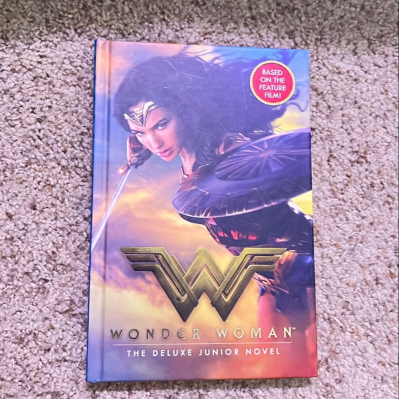 Wonder Woman: the Deluxe Junior Novel