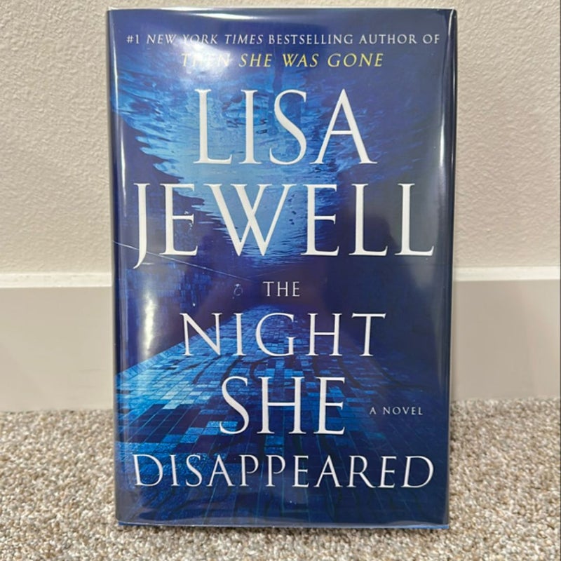 (Signed) The Night She Disappeared 