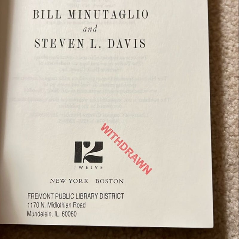 Dallas 1963 by Bill Minutaglio, Steven L. Davis