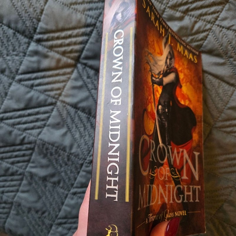 Crown of Midnight - OOP Cover