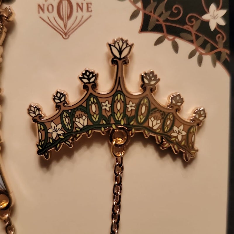 Jasmine Throne Chain Pin Set