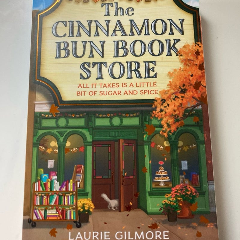 The Cinnamon Bun Book Store (Dream Harbor, Book 2)