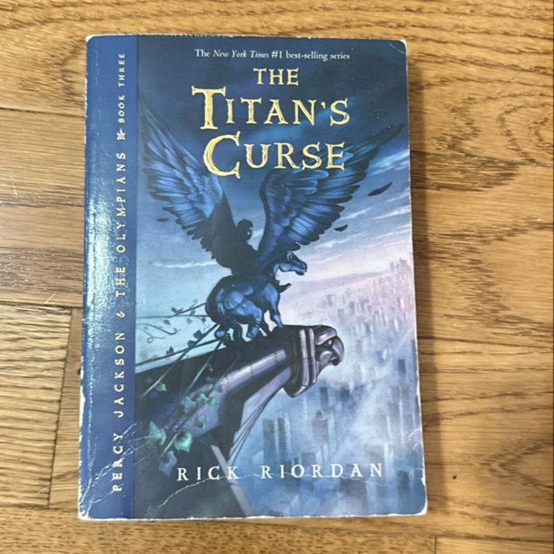 Percy Jackson and the Olympians, Book Three the Titan's Curse (Percy Jackson and the Olympians, Book Three)