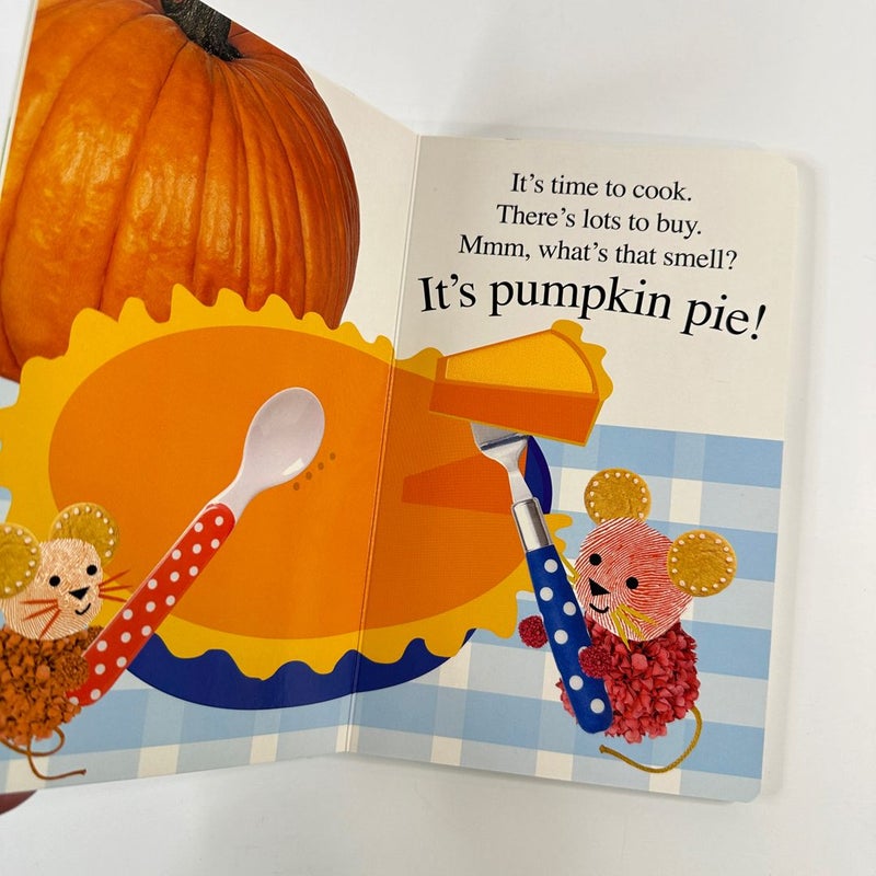 Priddy Books Alphaprints Gobble, Gobble Touch and Feel Book (Board Book)