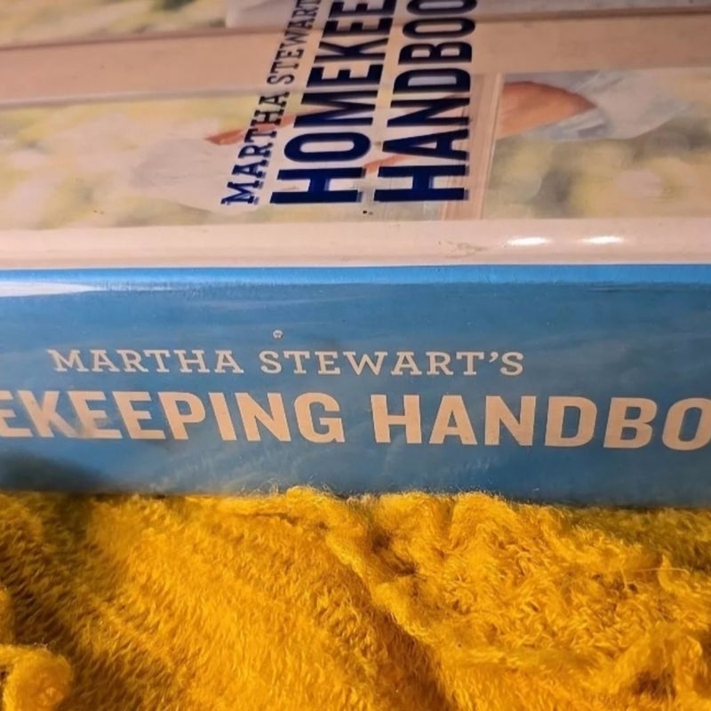 Martha Stewart's Homekeeping Handbook