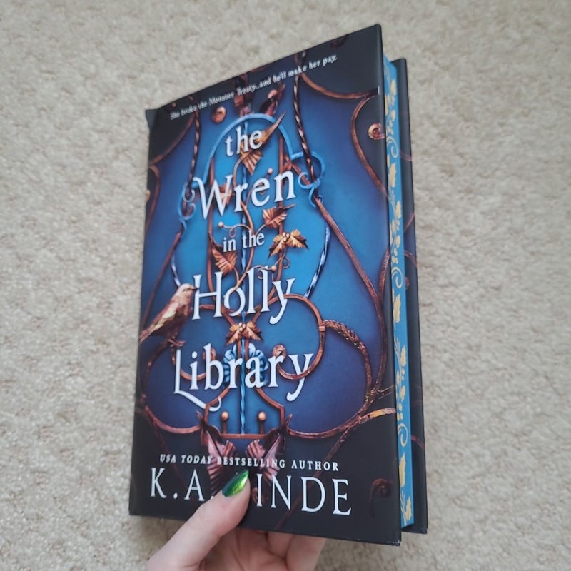 The Wren in the Holly Library (Deluxe Limited Edition)